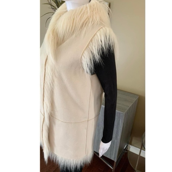 ARMANI Jeans Reversible Waistcoat - Picture 5 of 13